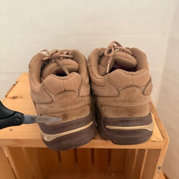 Vionic Size 11 Brown Suede Leather Low Top Performance Comfort Walking Shoes - Picture 14 of 16